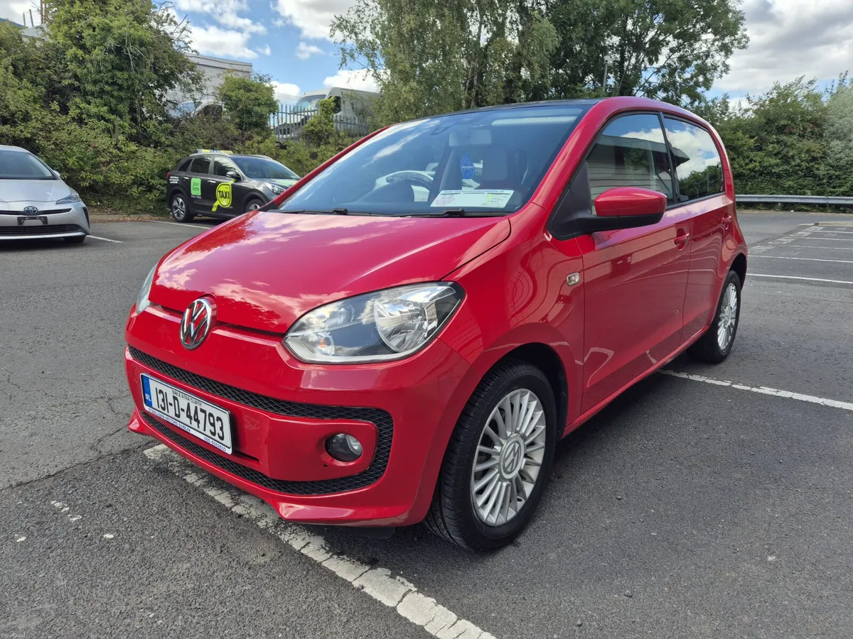 VW UP! / 2013 / 1.0 PETROL / AUTOMATIC - Image 1