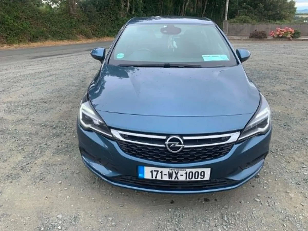 17 Astra 1.6 cdti  Sri 5 dr &  12  passat 1.4 auto - Image 1