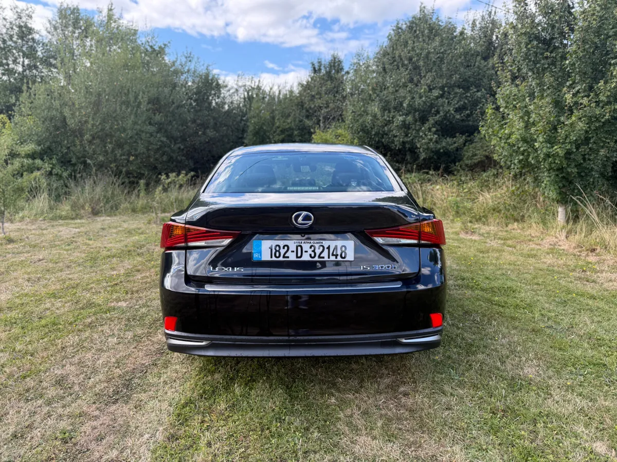 Lexus IS 300H F Sport  2018 2.5L Petrol Hybrid - Image 6