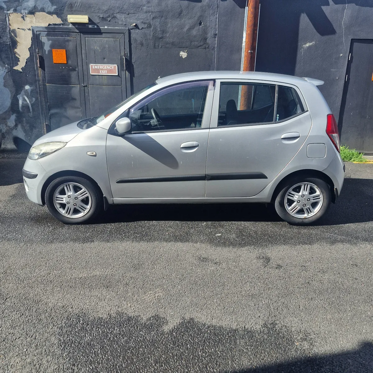 Hyundai i10 NCT 03/27 Tax 08/26 - Image 6