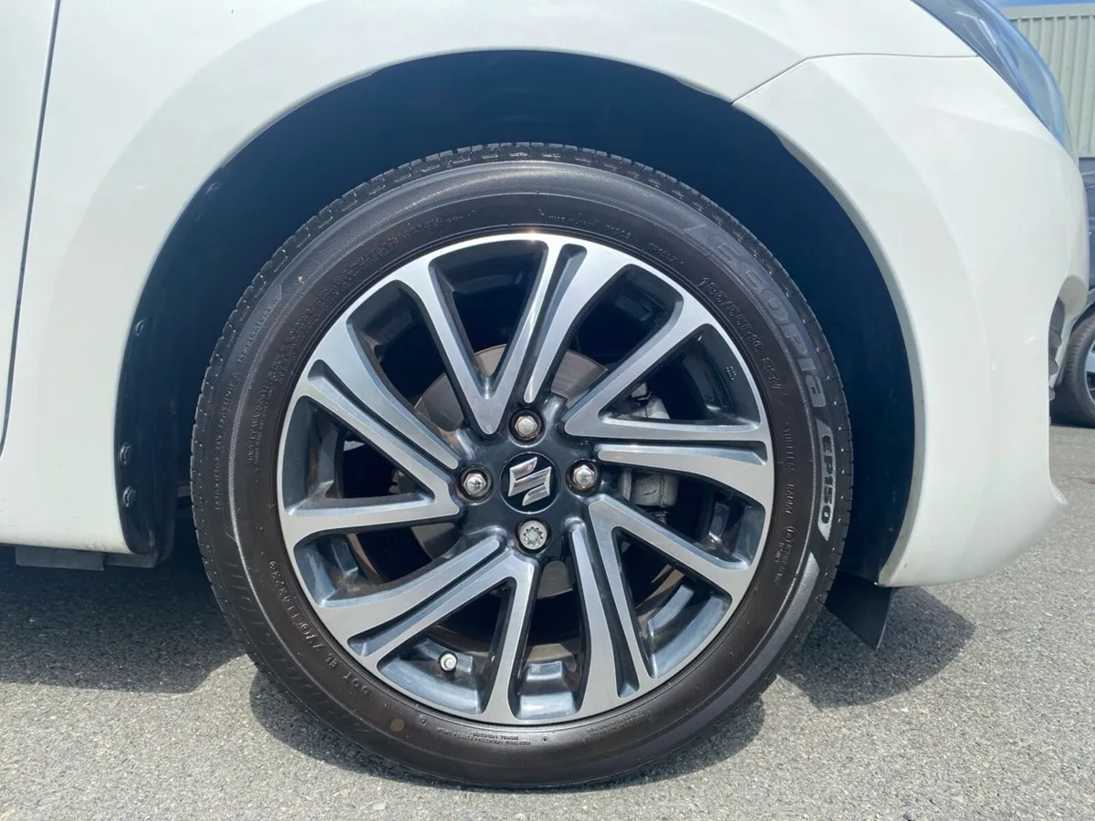 Suzuki Swift 1.2 Mild Hybrid SZ-L MT - Image 5