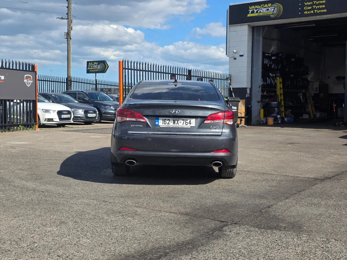 Hyundai i40 EXECUTIVE 1.7L Diesel - Image 4