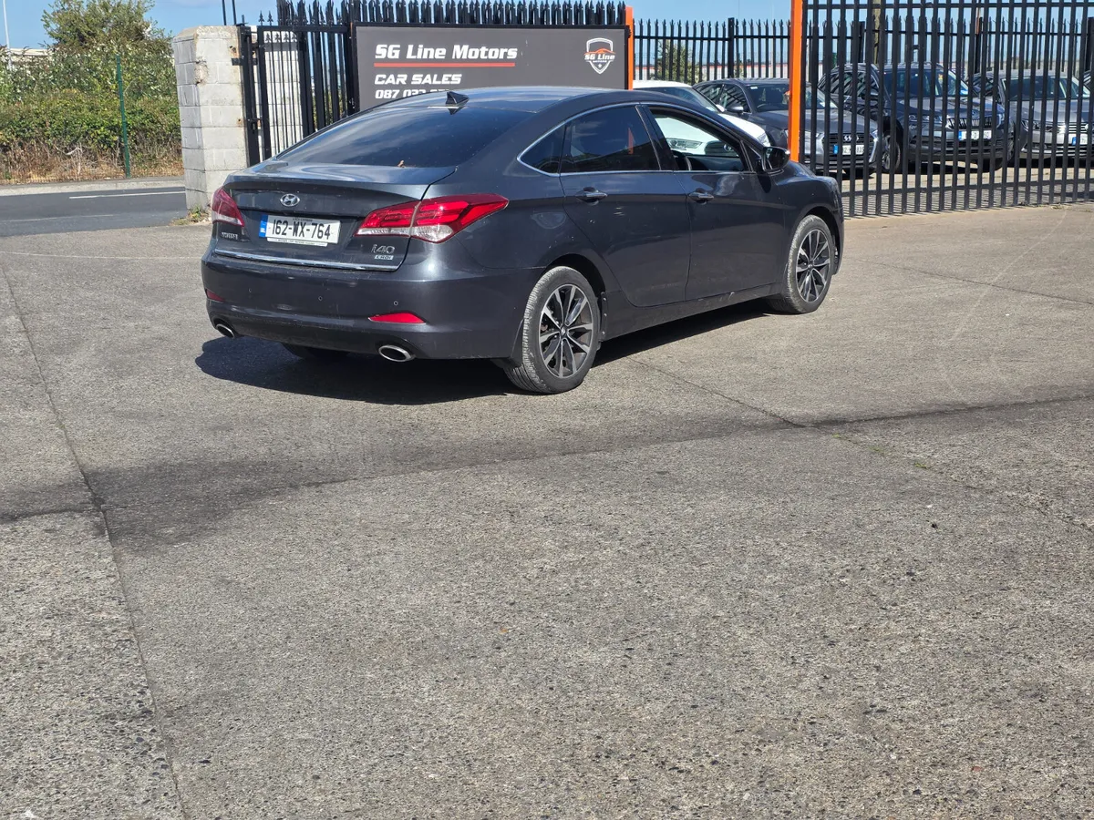 Hyundai i40 EXECUTIVE 1.7L Diesel - Image 3
