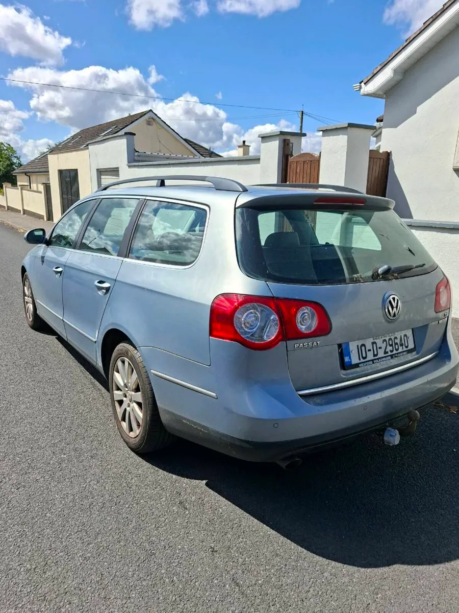 VW PASSAT 2010 - Image 3