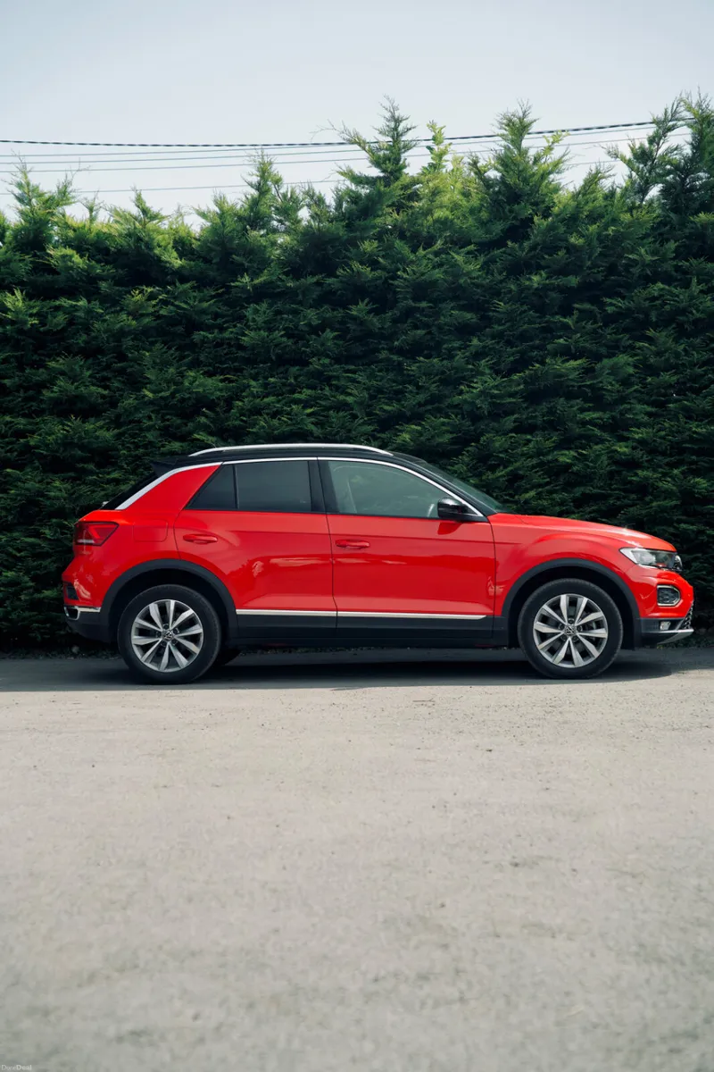 Volkswagen T-Roc 2.0 TDI Design 2021 - Image 4