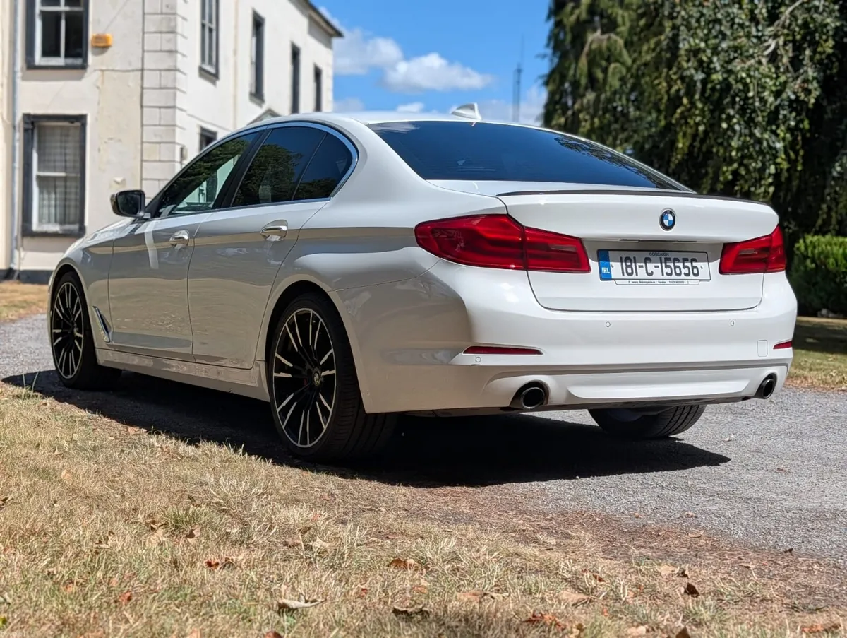 2018 BMW 520 D G30 SE EFFICIENT DYNAMICS 4DR - Image 3