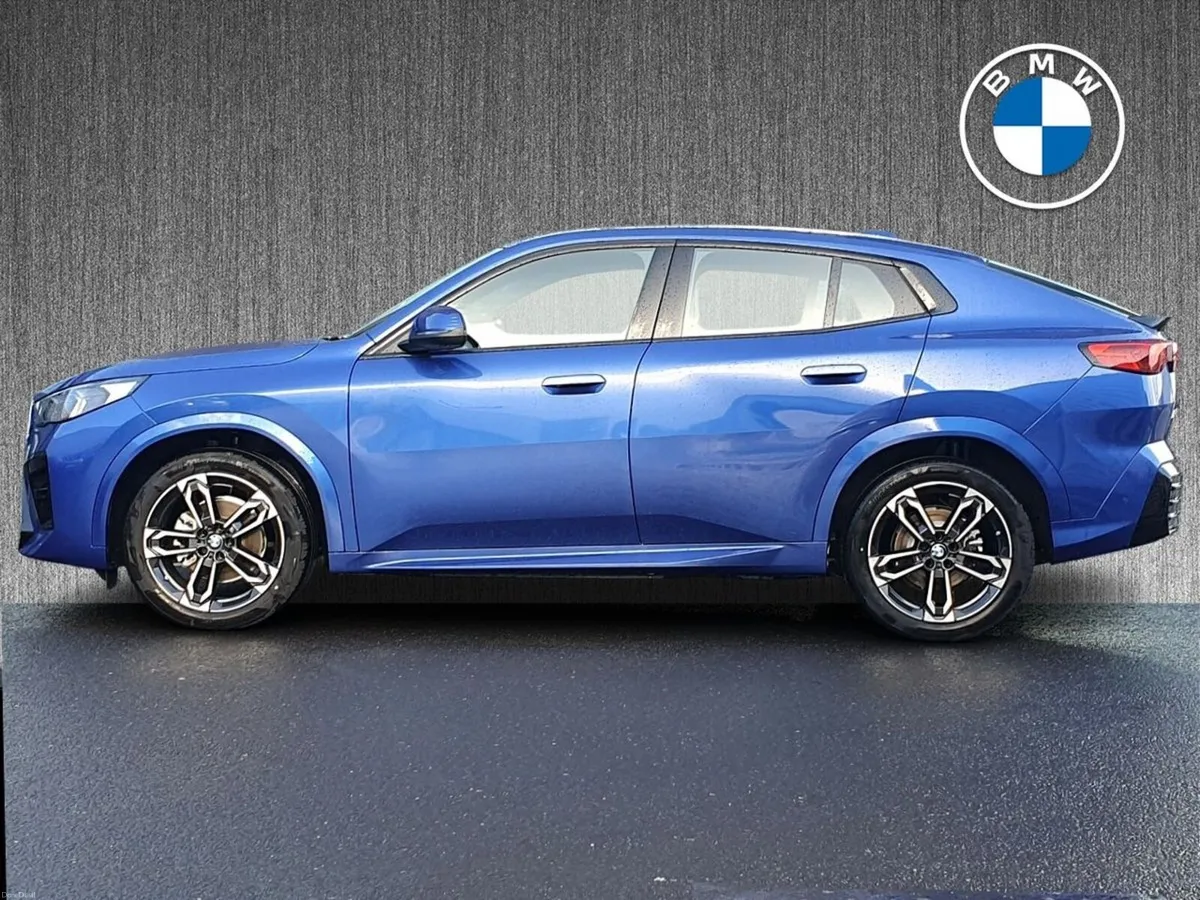 BMW iX2 eDrive20 M Sport - Image 3