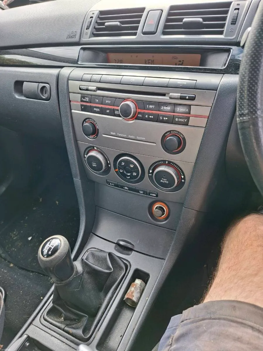 MAZDA 3 2008 NCT 1/27 TAXED LOW KM - Image 6