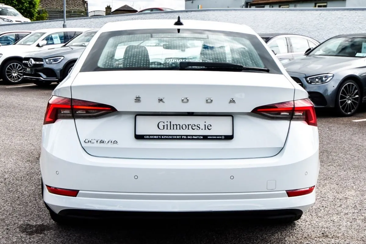 Skoda Octavia Ambition 2.0TDI 115HP - Image 6