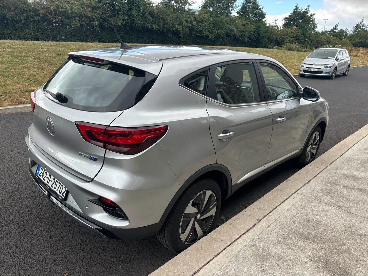 MG ZS 2024 - Image 6