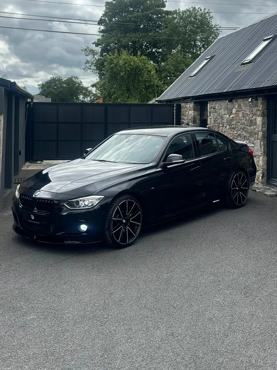 2015 BMW 3 SERIES 320D AUTO M SPORT M PERFORMANCE - Image 3