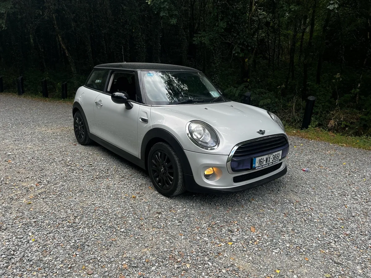 Mini Cooper - Image 1
