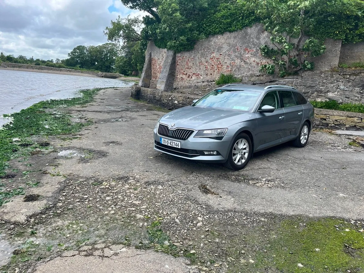 Skoda Superb 2.0tdi - Image 2