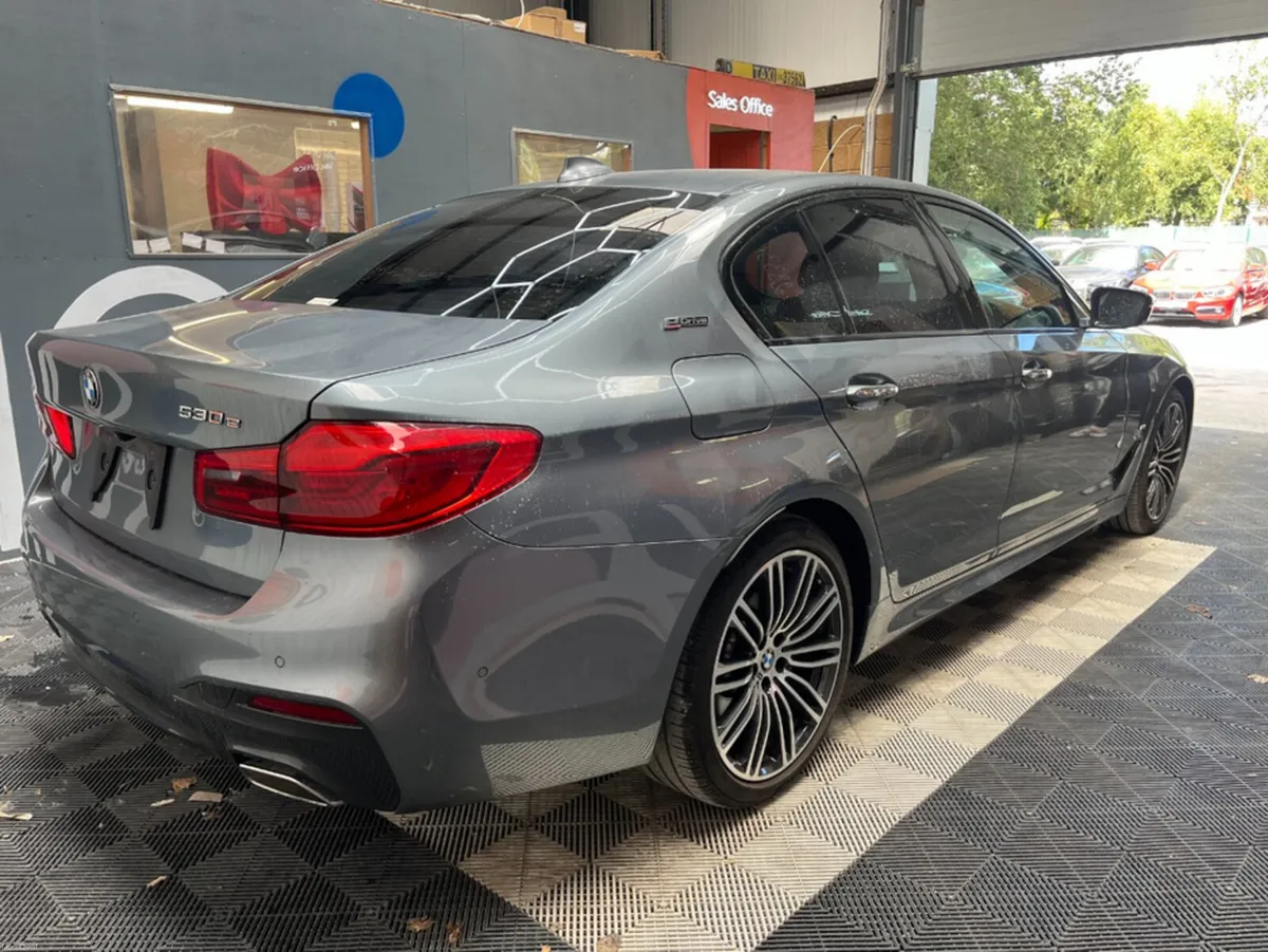 BMW 5-Series 2018 BMW 5 SERIES 4d 530E M-SPORT IPE - Image 3
