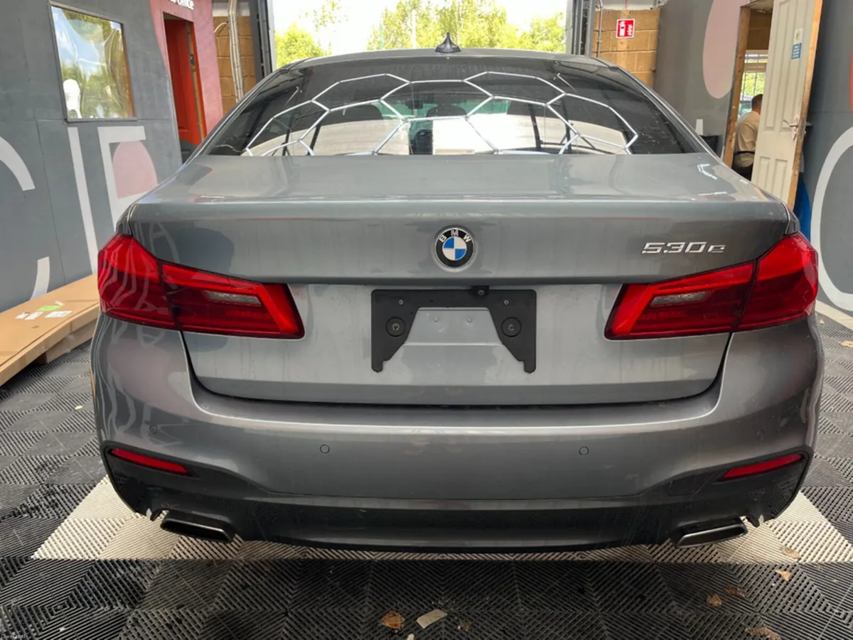 BMW 5-Series 2018 BMW 5 SERIES 4d 530E M-SPORT IPE - Image 4