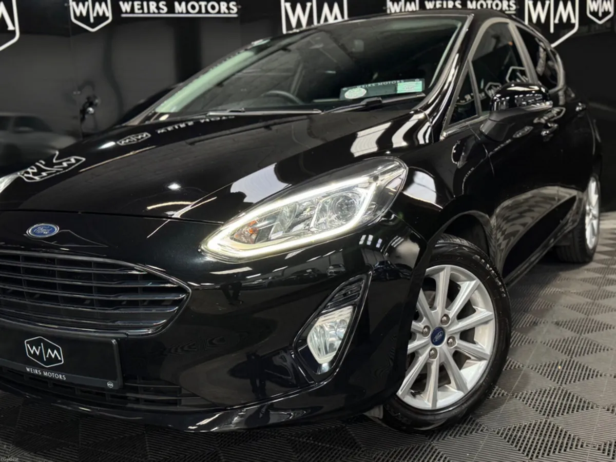 Ford Fiesta TITANIUM 5DR 1.0T 95PS 4 4DR - Image 3