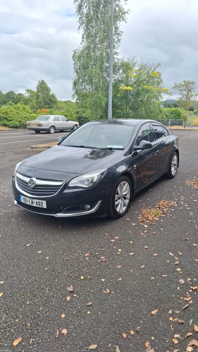Vauxhall Insignia - Image 3