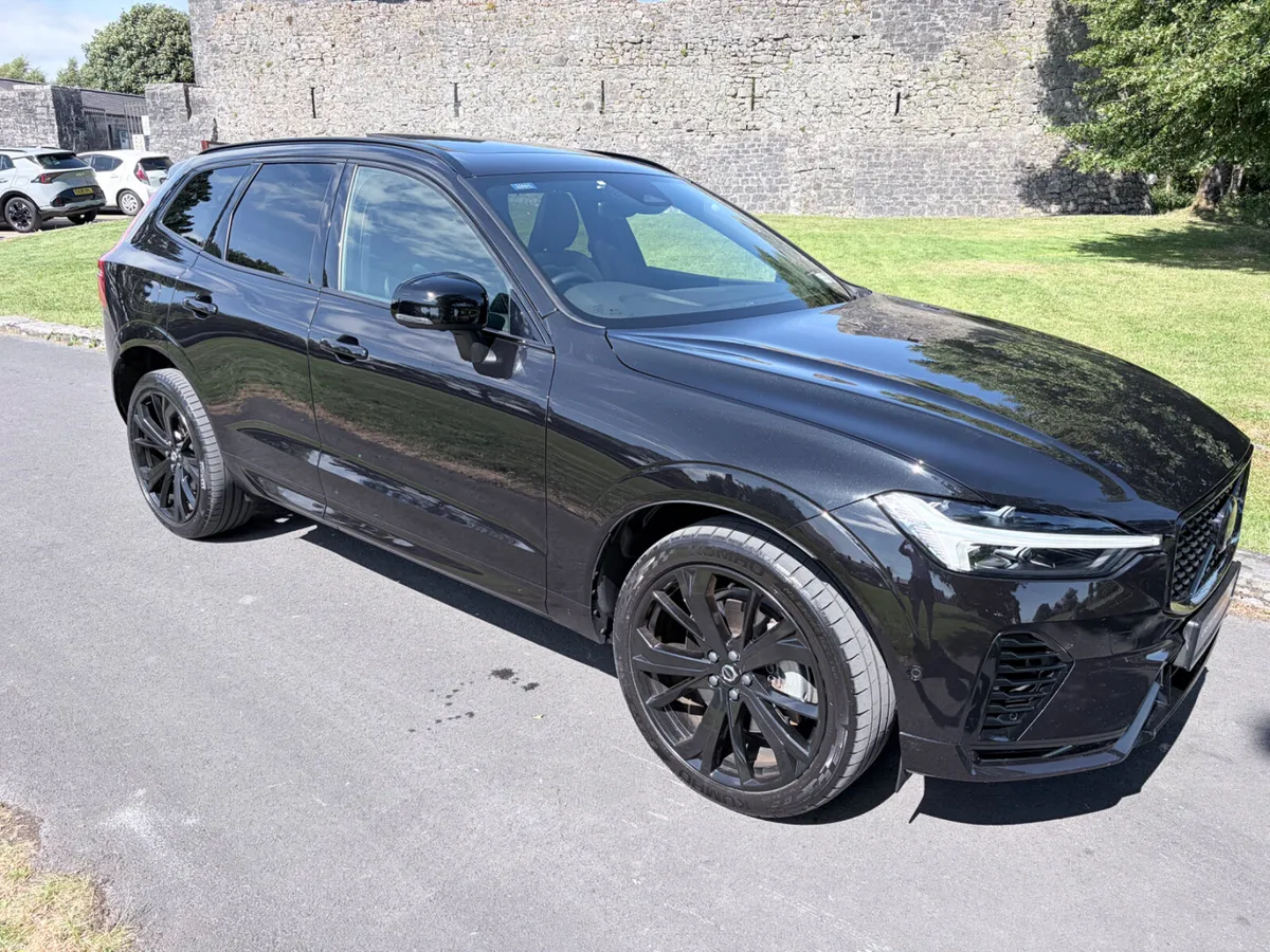 Volvo XC60 T6 PHEV Black Edition with Huge spec - Image 1