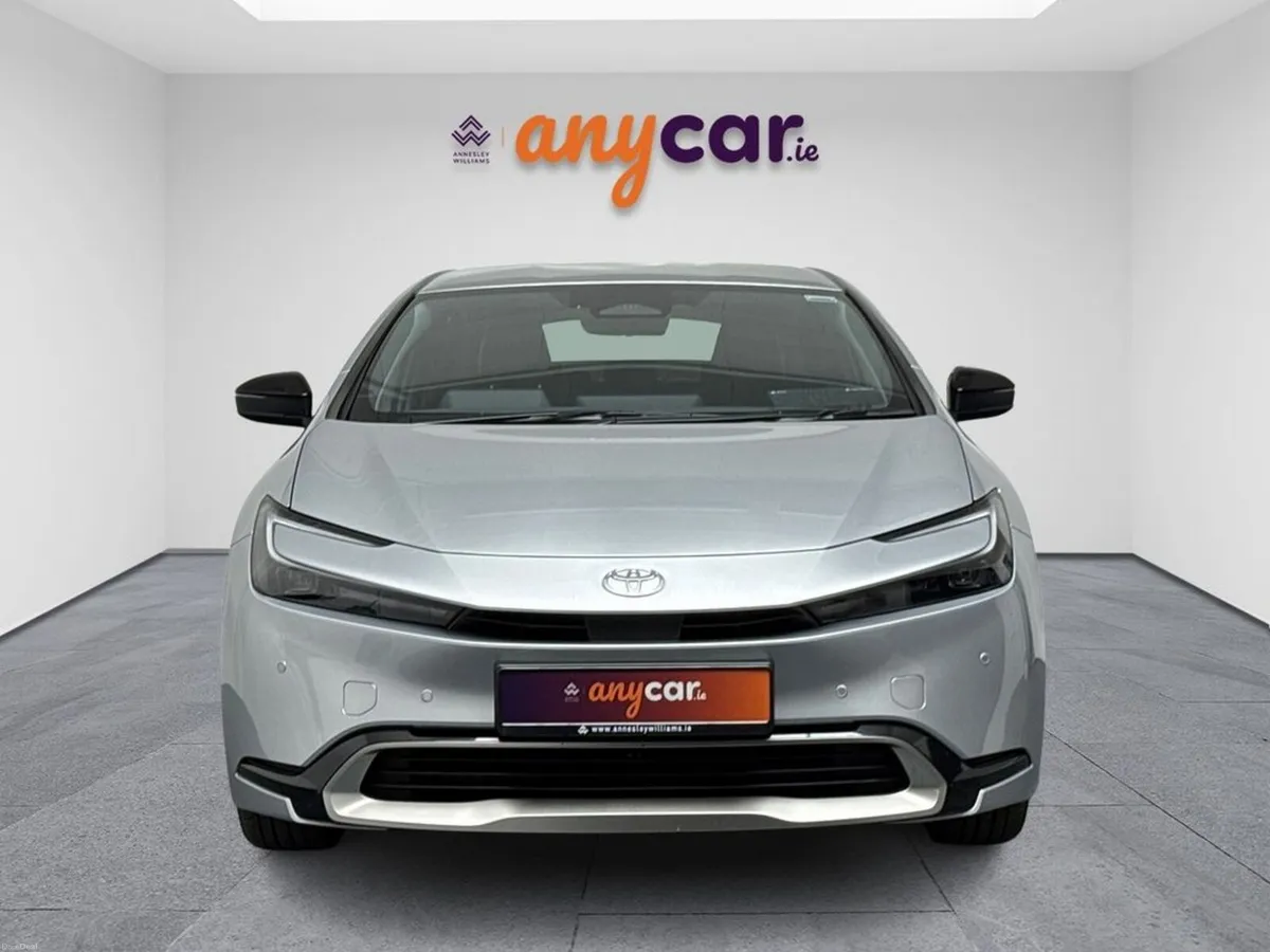 Toyota Prius 2.0 Petrol Plug in Hybrid - Image 2