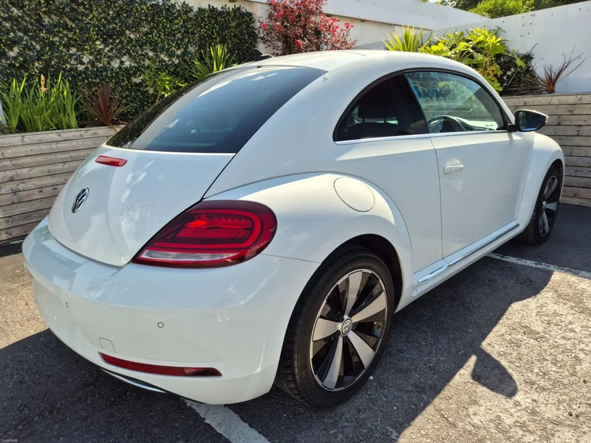 Volkswagen Beetle 1.2 TSI AUTO / EXCLUSIVE TOP SPE - Image 6