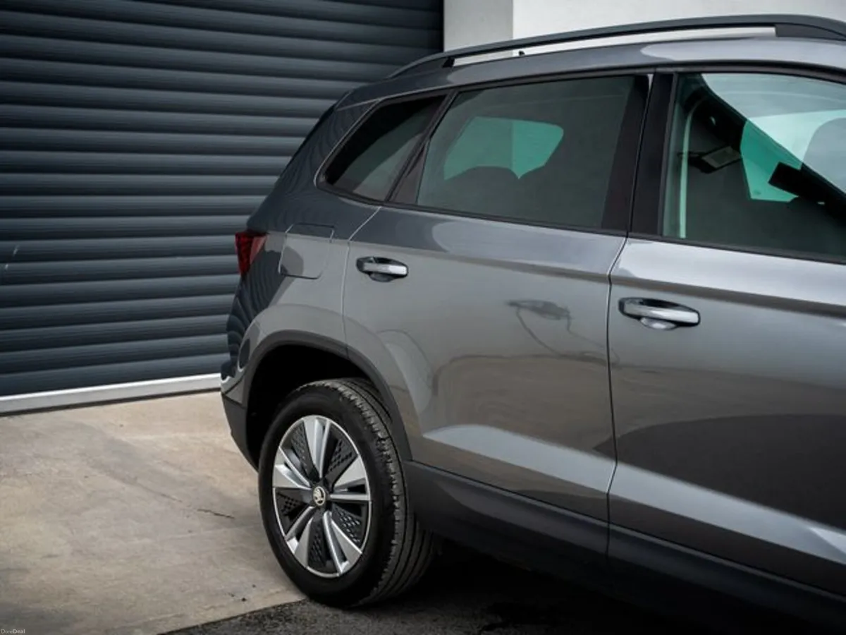 Skoda Karoq SE DRIVE TDI SCR DSG - Image 4