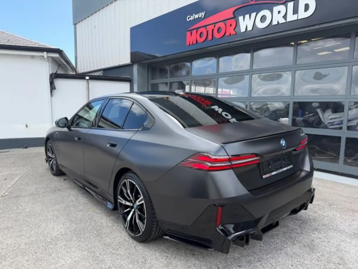 BMW 5-Series 530E M SPORT PRO - Image 2