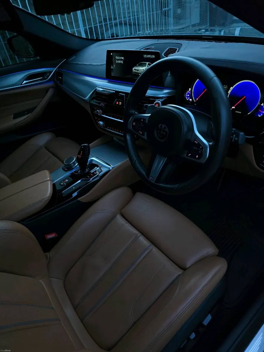 BMW 520D G31 M SPORT - Image 5