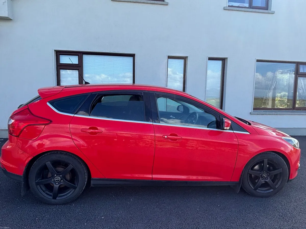 Ford Focus Titanium 2013 - Image 3