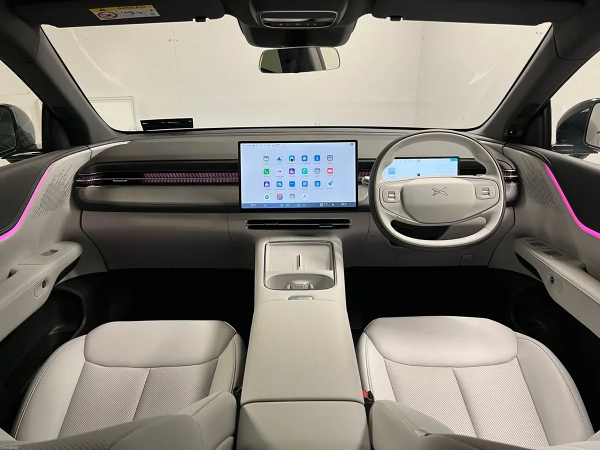 XPeng G6 Standard Range RWD - Panoramic Glass Roof - Image 2