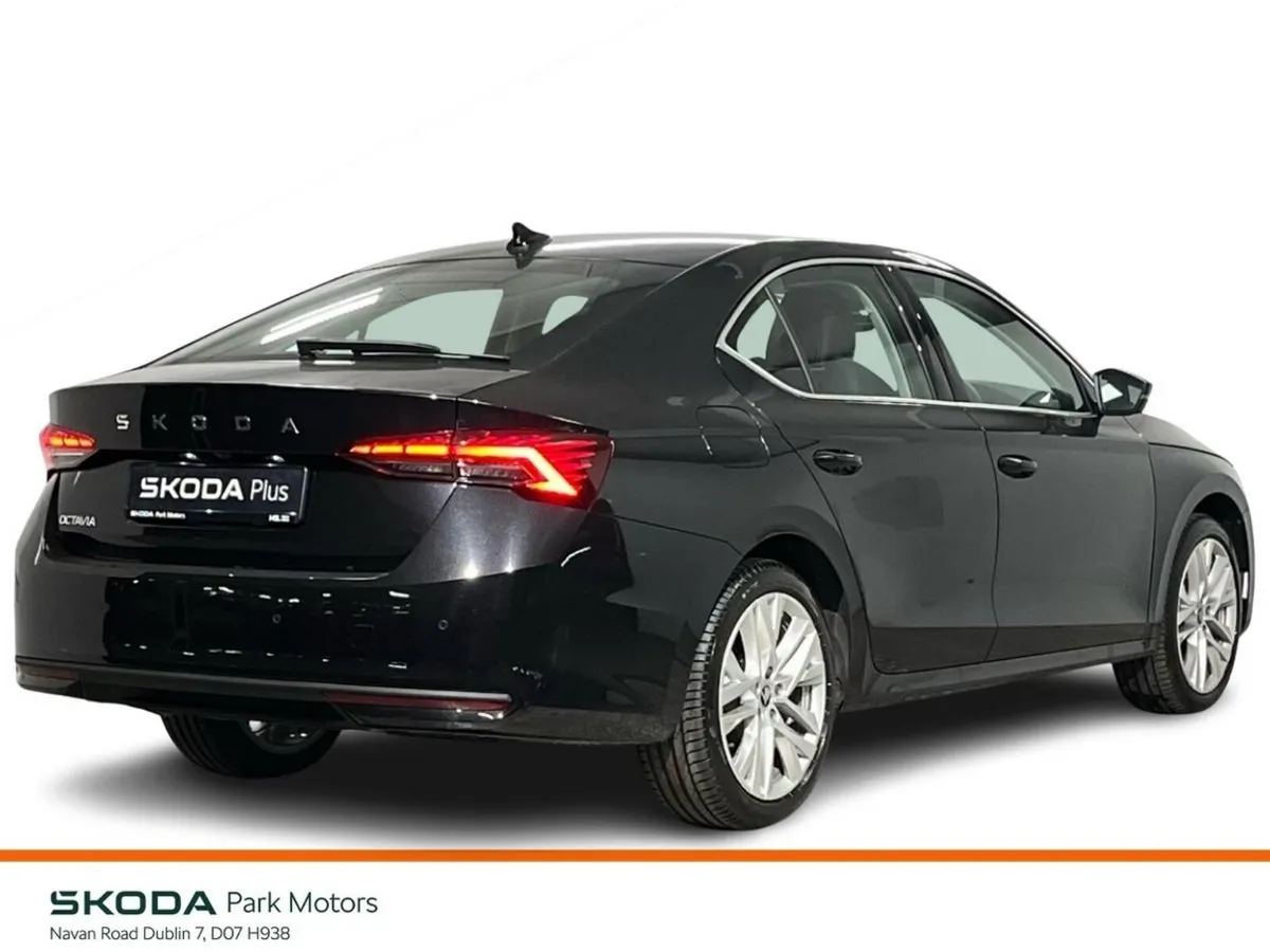 Skoda Octavia Selection+ 1.5TSI 150BHP - Reversing - Image 3