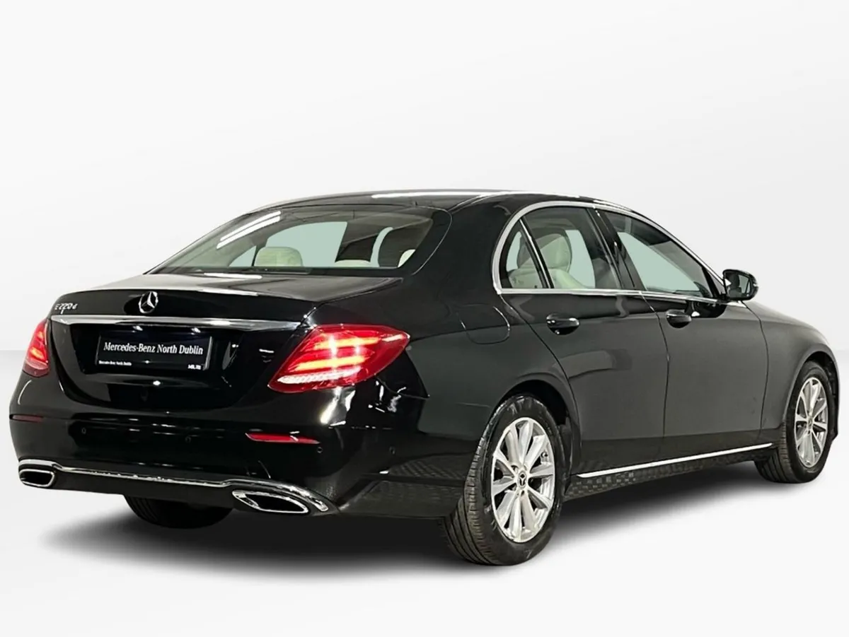 Mercedes-Benz E-Class 220d Avantgarde - 17 Inch Al - Image 3