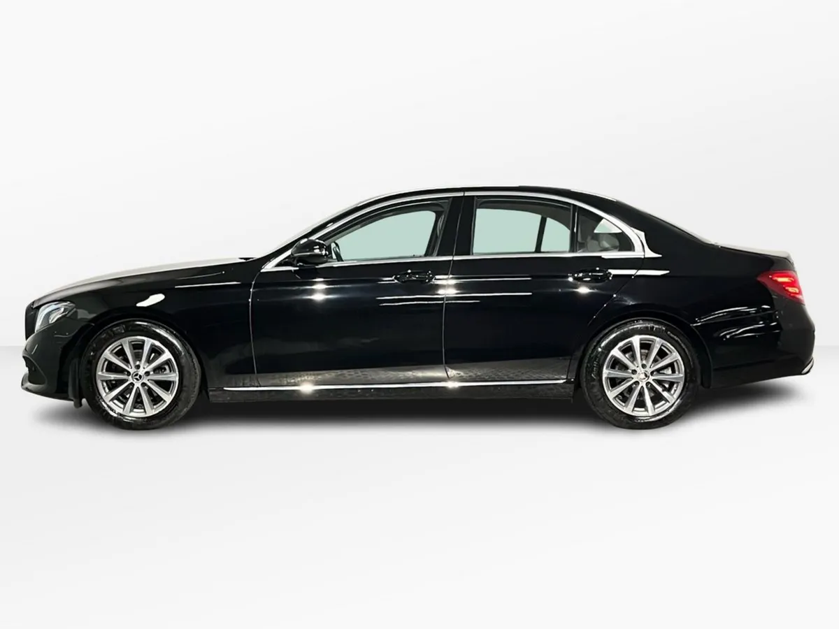 Mercedes-Benz E-Class 220d Avantgarde - 17 Inch Al - Image 5