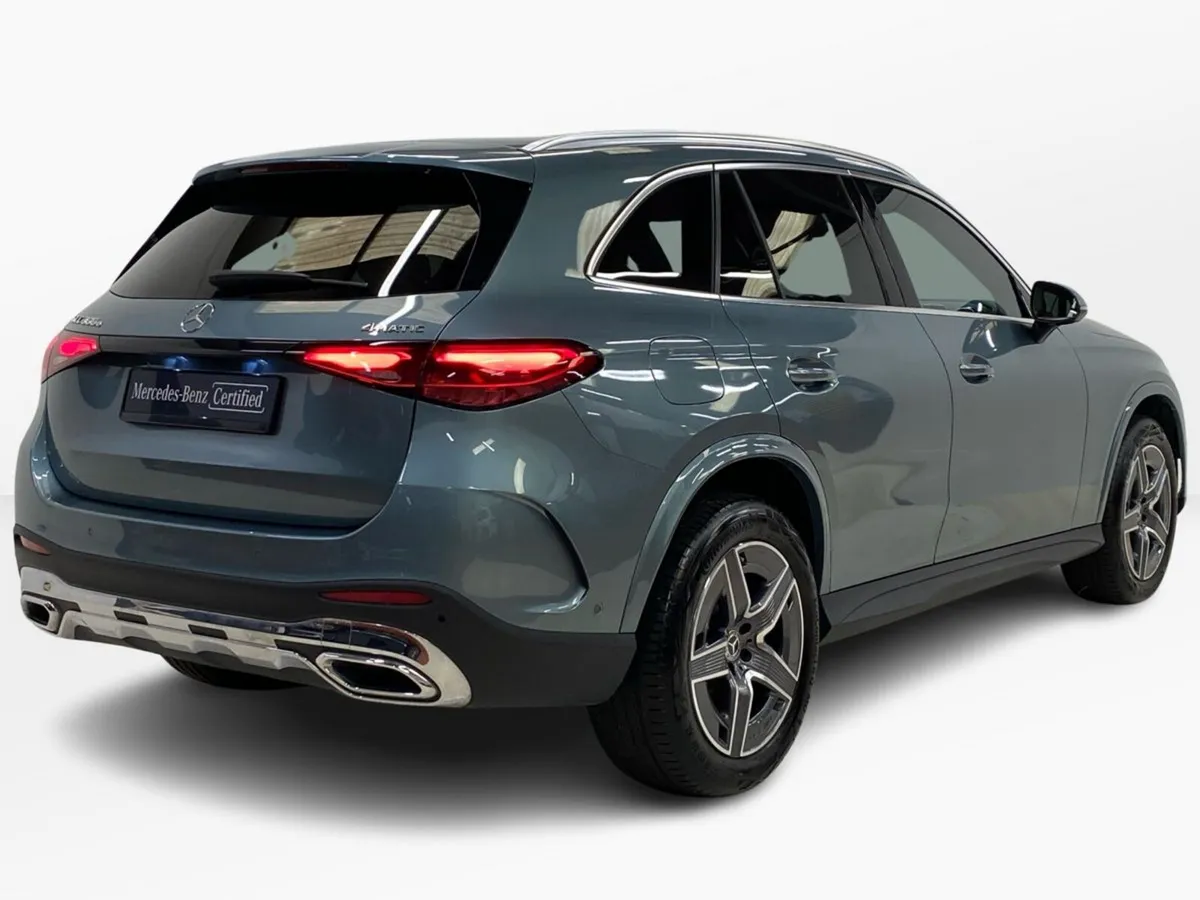 Mercedes-Benz GLC 300 e 4MATIC AMG Line Plus | Rev - Image 3