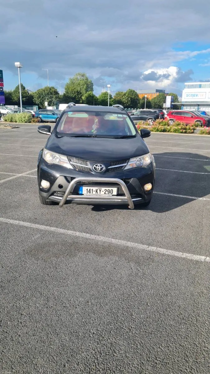 2014 toyota rav 4 - Image 3