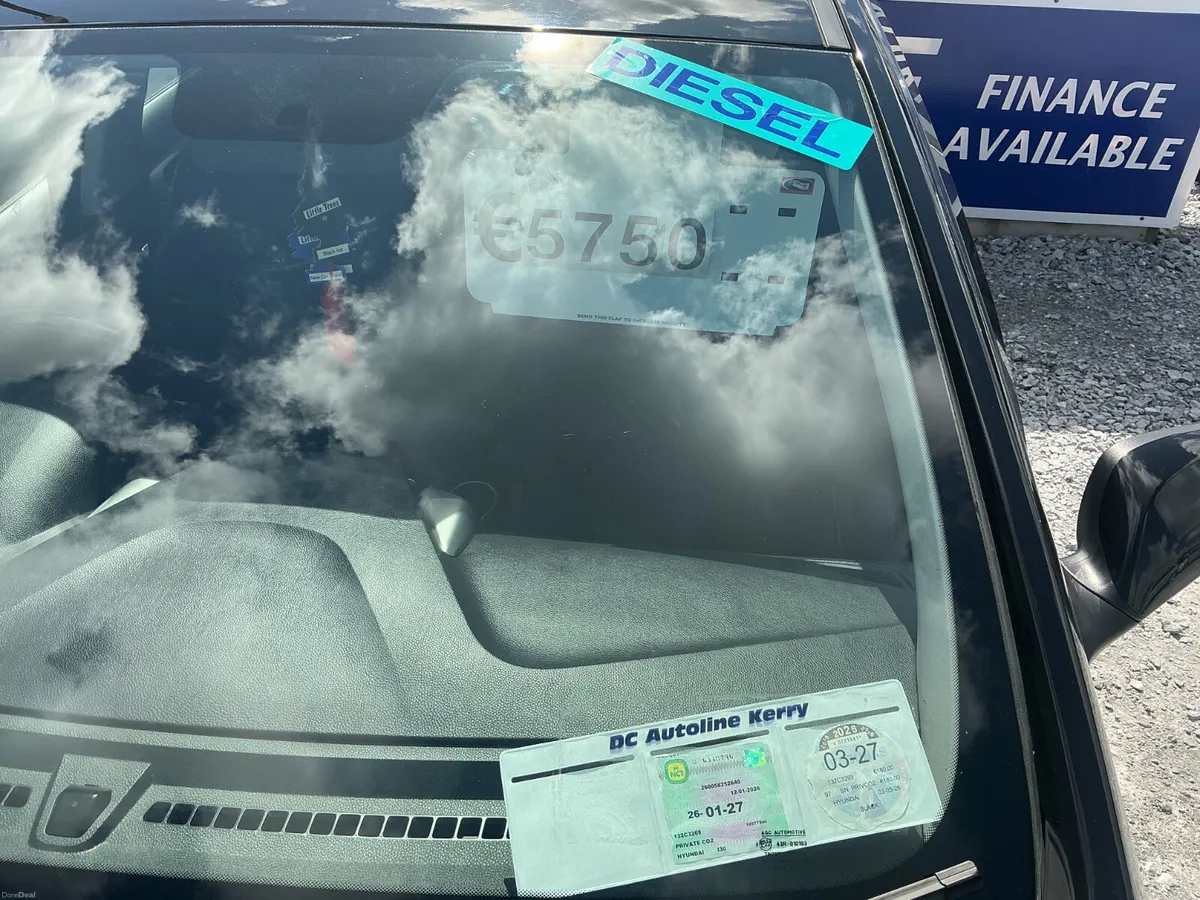 2013 HYUNDAI i30 1.6 DIESEL LOW MILEAGE - Image 4