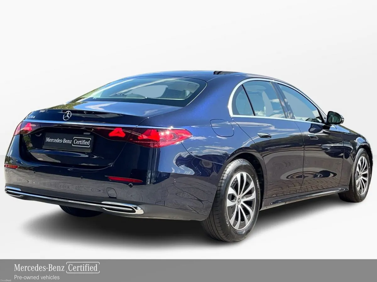 Mercedes-Benz E-Class E 220D Avantgarde Plus MHEV - Image 3