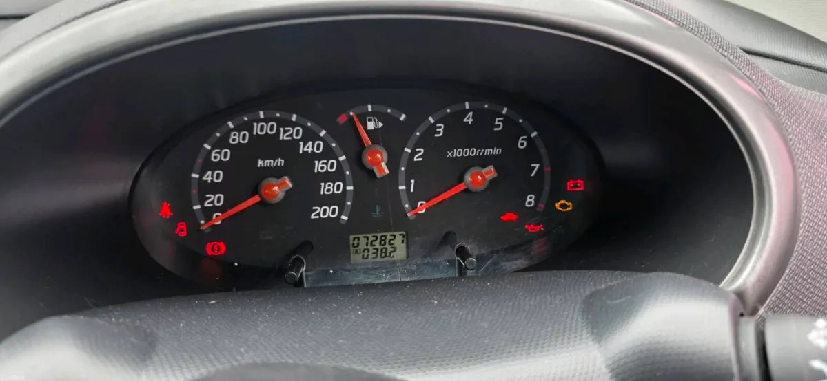 Nissan micra - Image 5