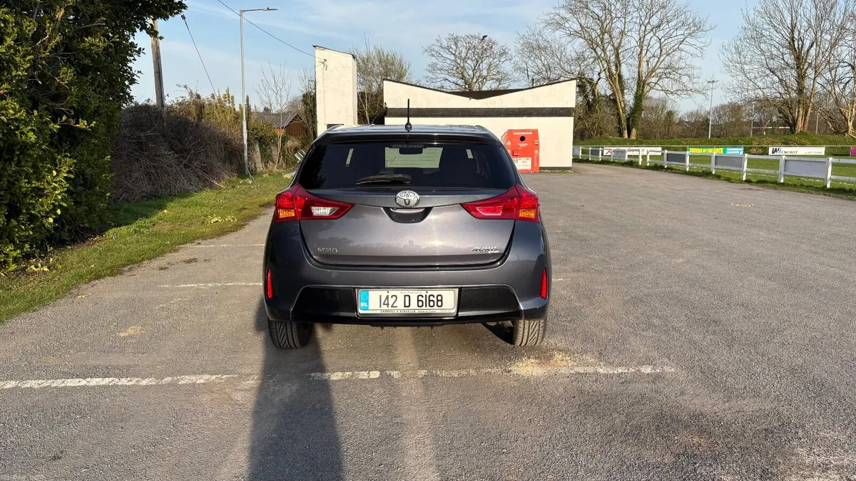 Toyota Auris 2014 - Image 4