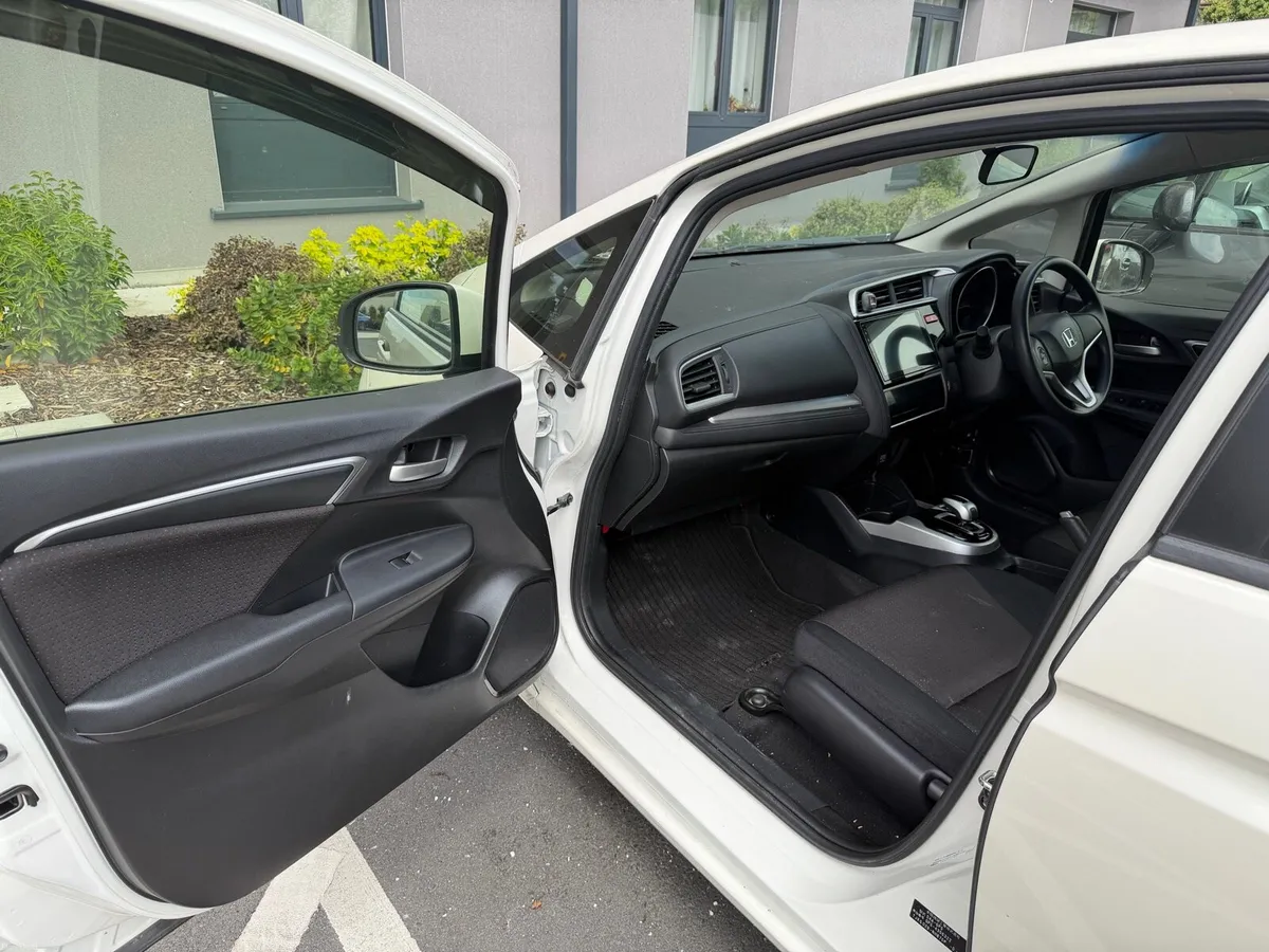 Honda Fit - Image 4