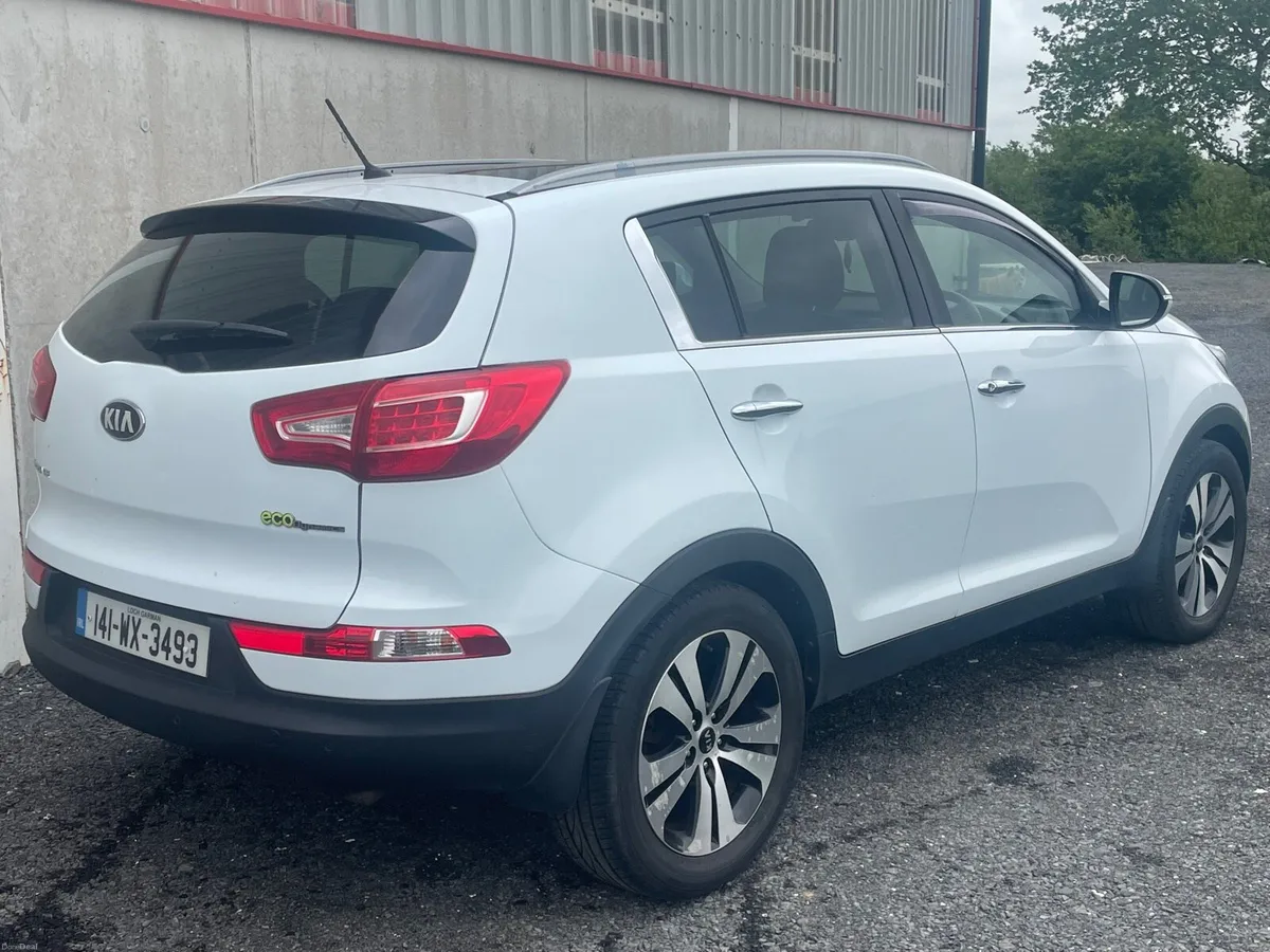 * Kia Sportage Executive .. ‘2014 .. Mint * - Image 4