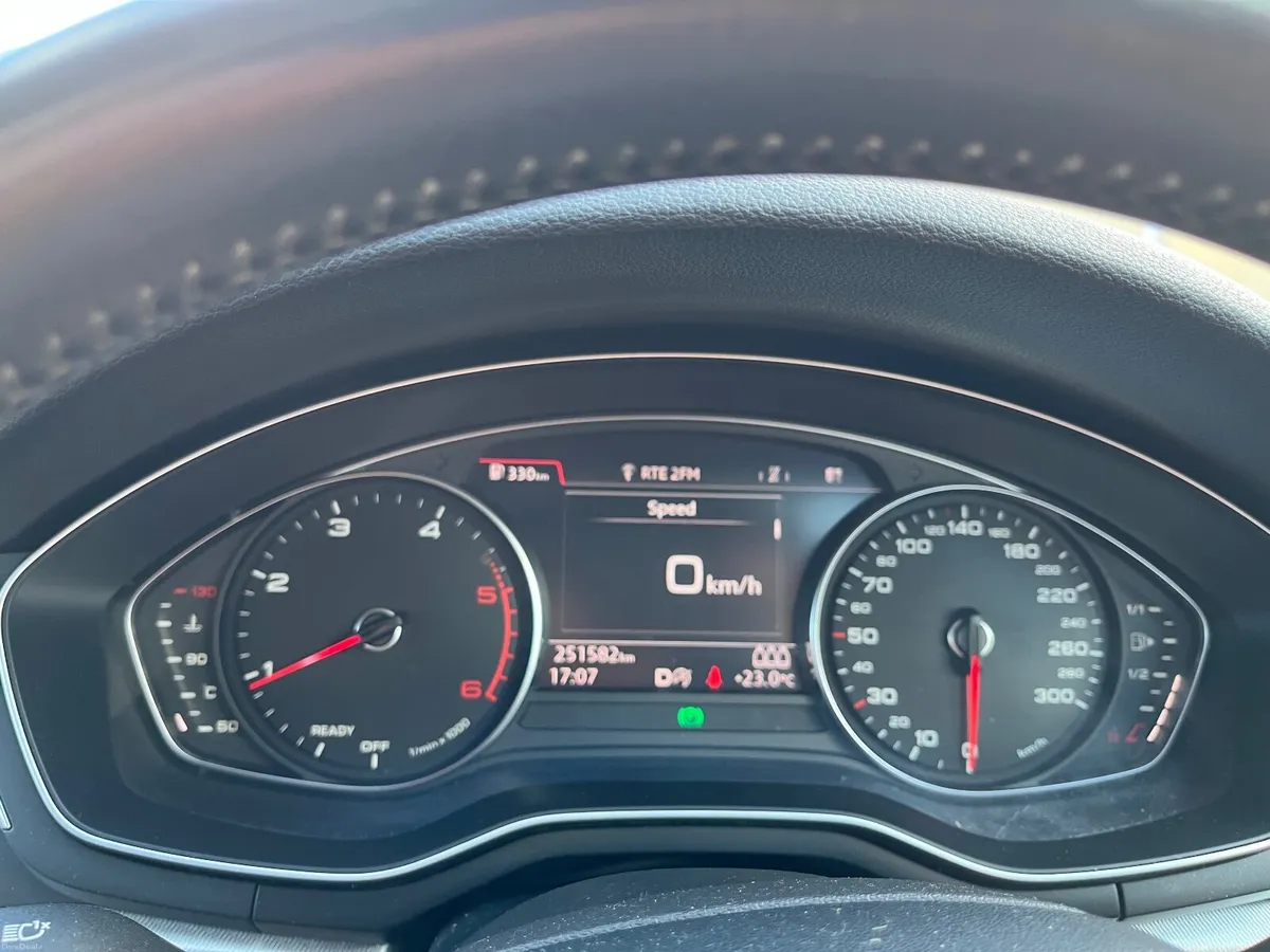 Audi A4 2016 - Image 1