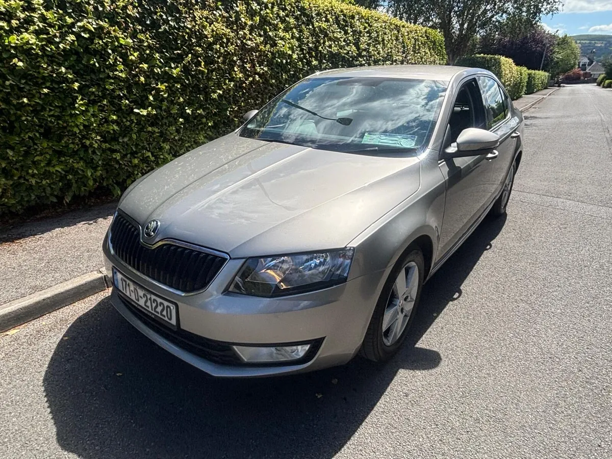 Octavia 1.6TDI AUTO!! NCT 02/27! Tax 01/27! - Image 3