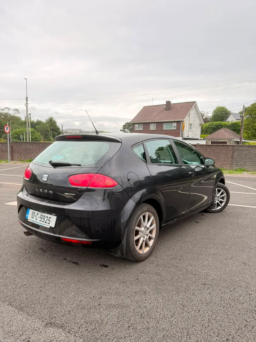 Seat Leon 1.9 Diesel-Low Miles 155 - Image 2