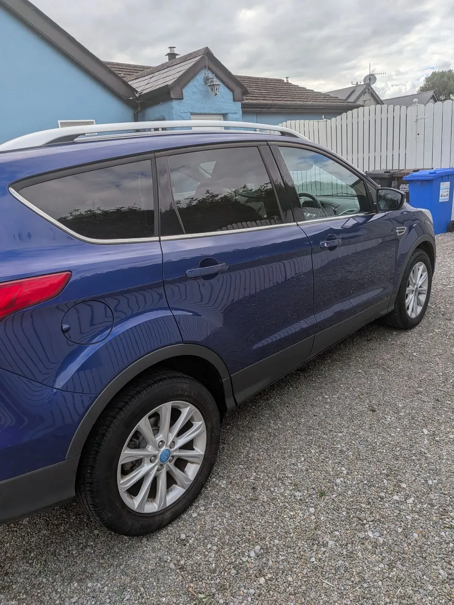 Ford Kuga 2015 - Image 2
