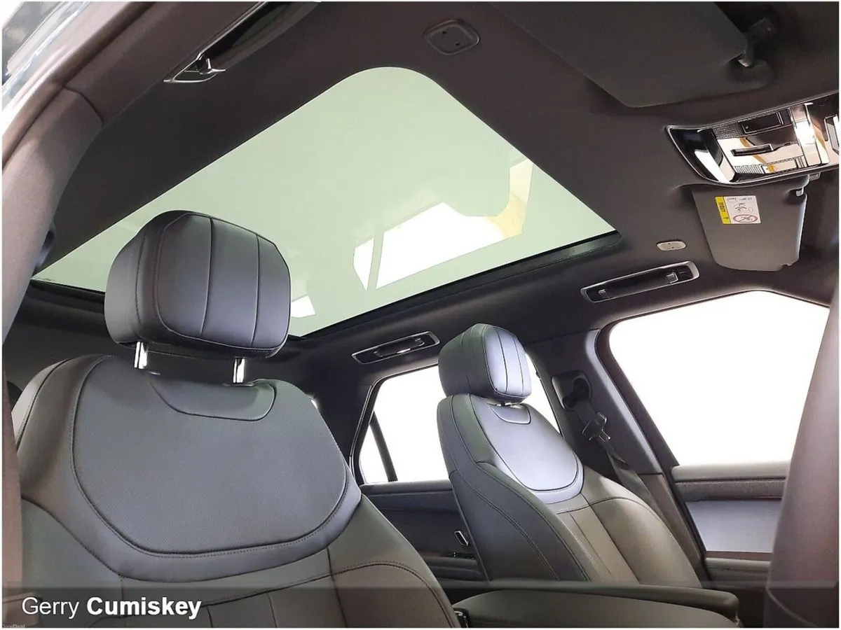 Land Rover Range Rover Sport Plug in Hybrid 3.0 Dy - Image 2