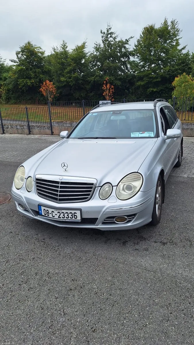 Mersedes Benz - Image 1