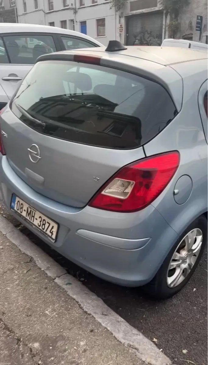 Opel Corsa 1.2 petrol 2008 - Image 4