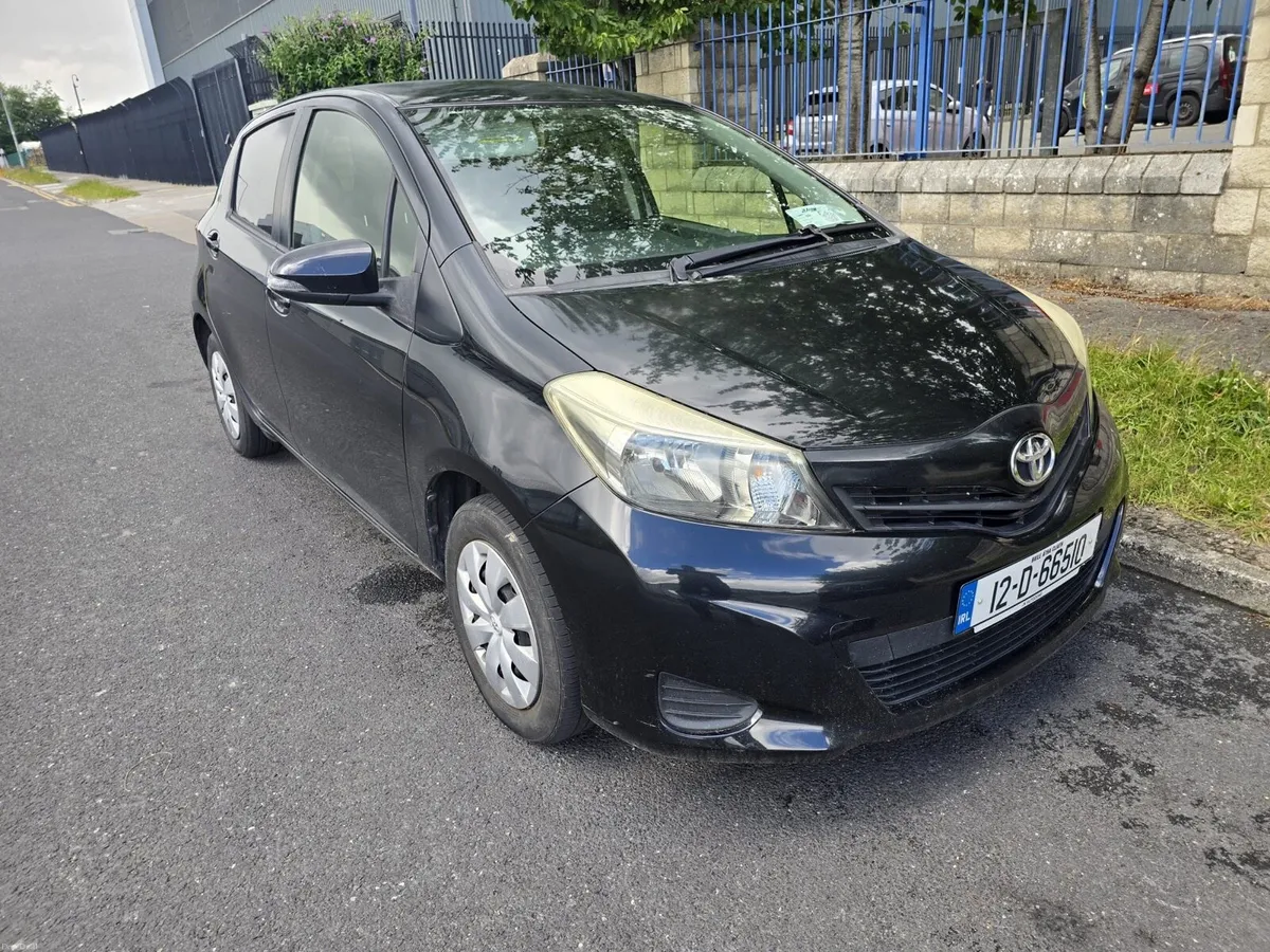 Toyota yairs - Image 2