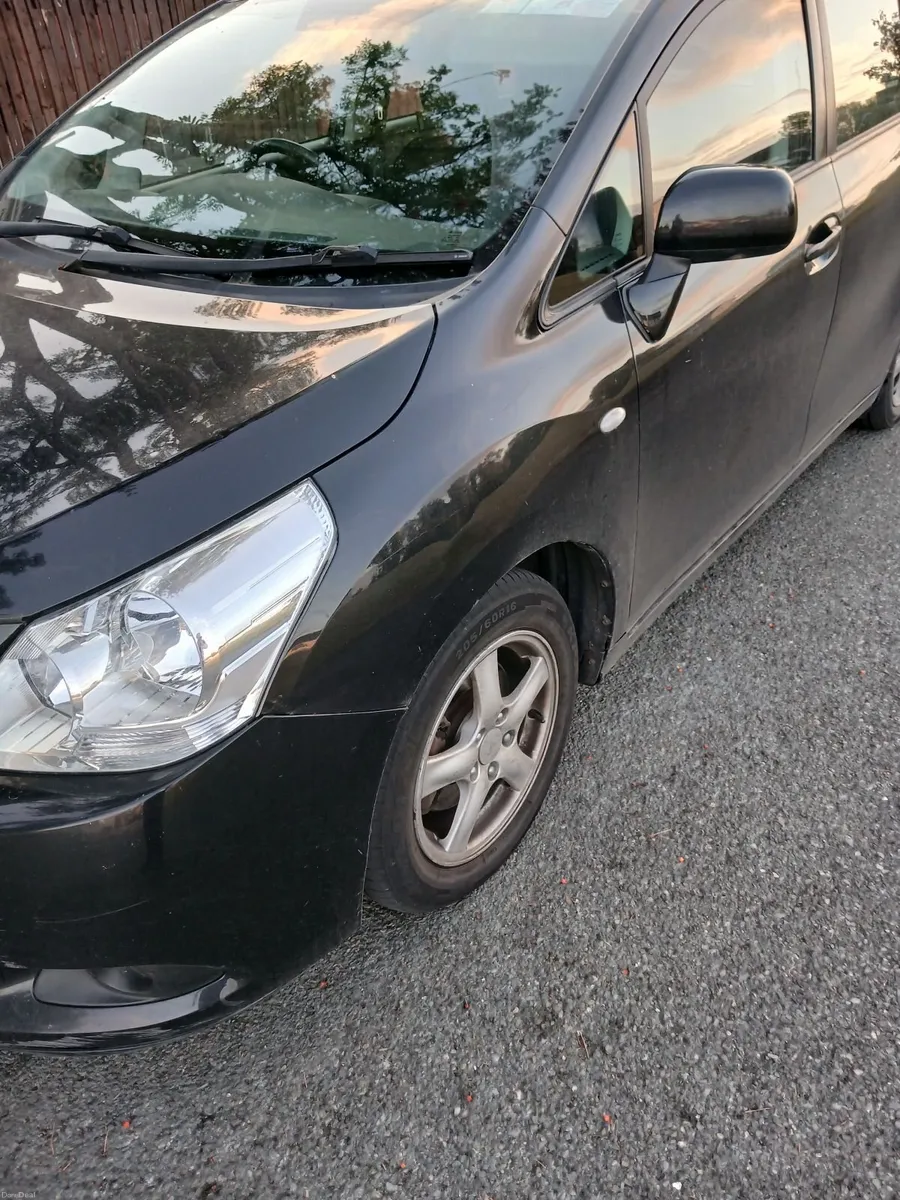 Toyota Verso 2010 - Image 6