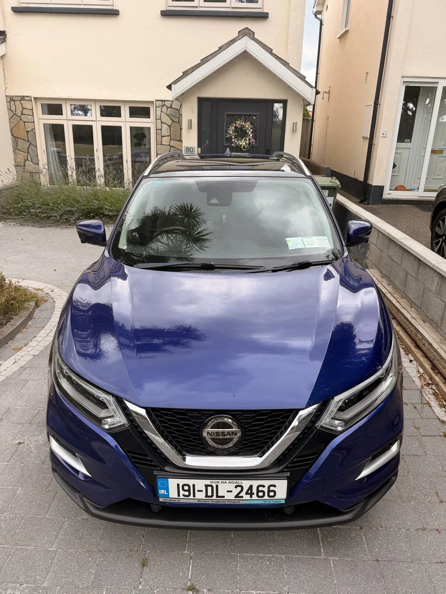 Nissan Qashqai 1.5 DCI Tekna - Panoramic Roof - Image 2